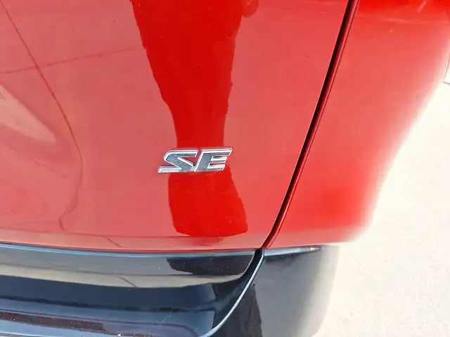 2024 Toyota RAV4 SE
