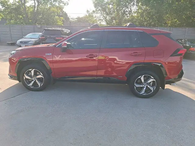 2024 Toyota RAV4 SE