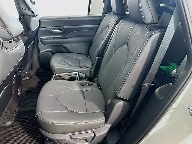 2025 Toyota Grand Highlander Nightshade