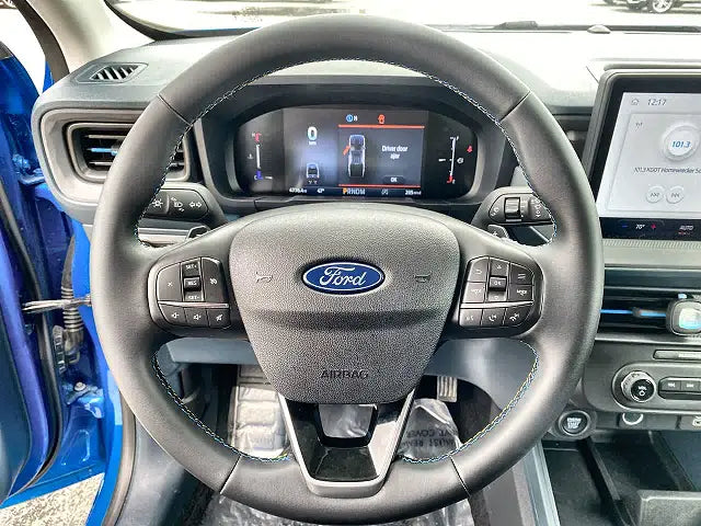 2025 Ford Maverick Lobo