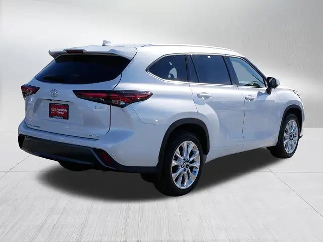 2025 Toyota Highlander Limited