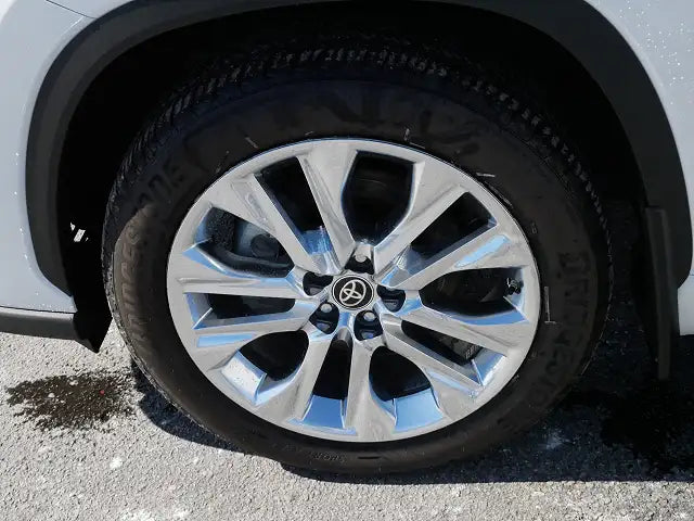 2025 Toyota Highlander Limited