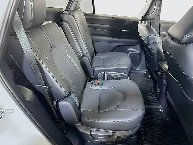 2025 Toyota Grand Highlander Nightshade