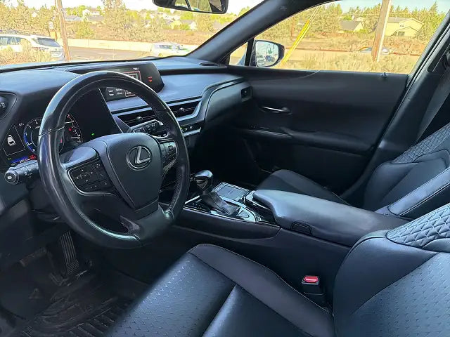 2022 Lexus UX 200
