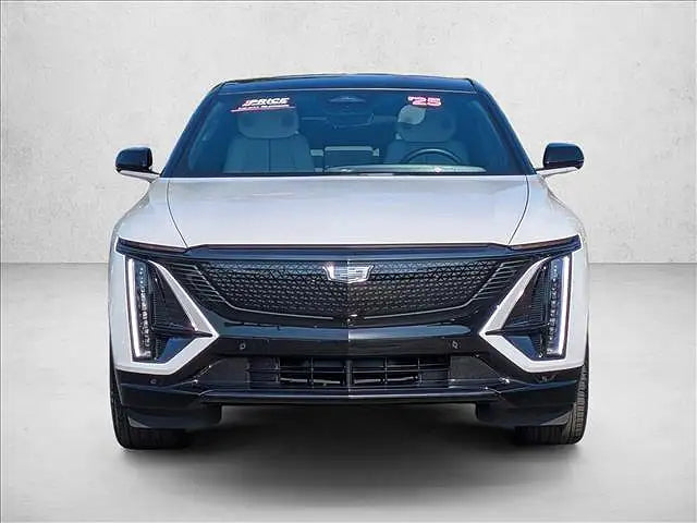 2024 Cadillac Lyriq Sport 3