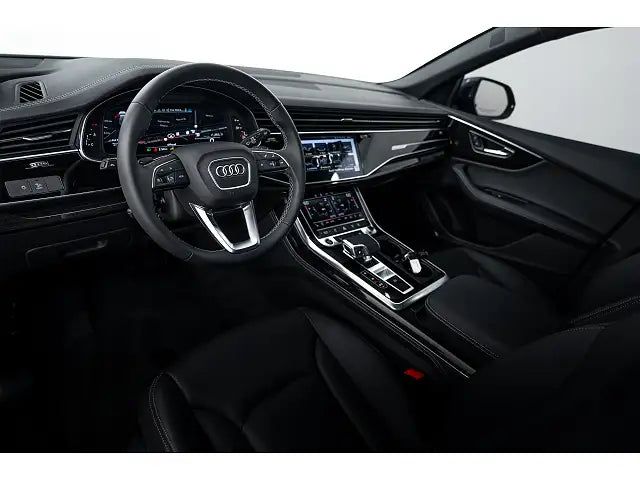 2025 Audi Q8 Premium Plus